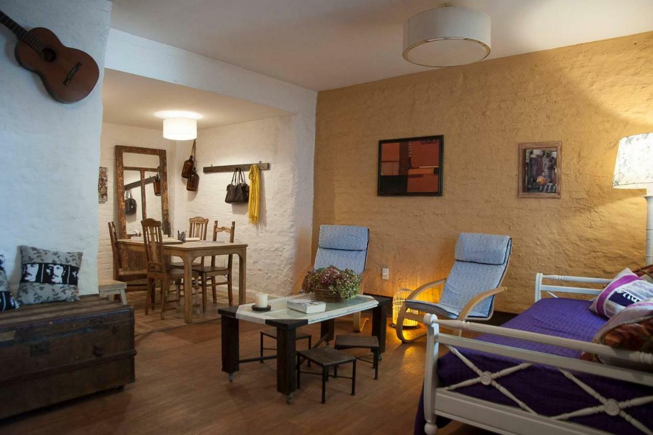 Excelente Ubicacion. Casa De Diseno Vintage * Montevideo